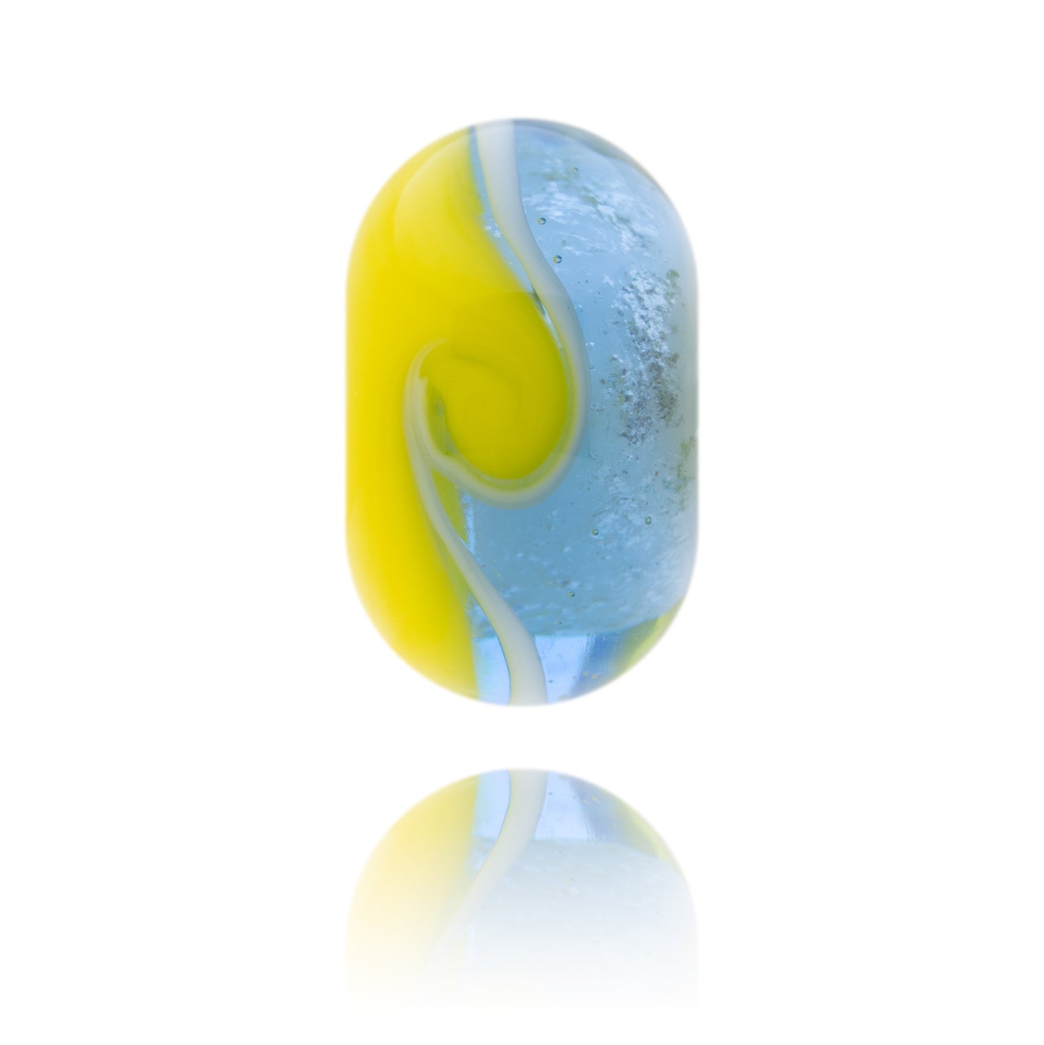 A lavender and yellow glass bead made to represent the castle areas of Suffolk County.