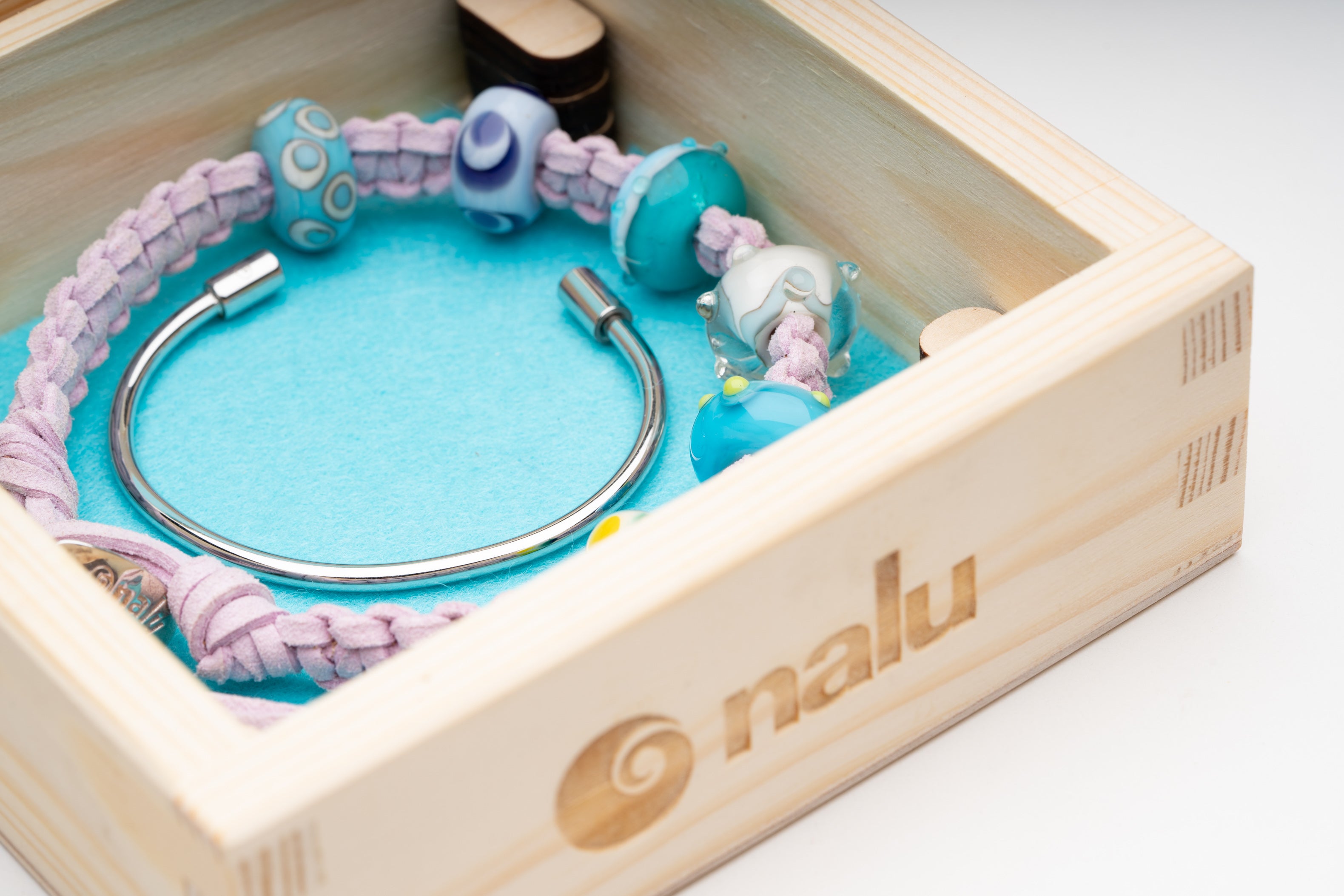 Nalu Jewellery Box