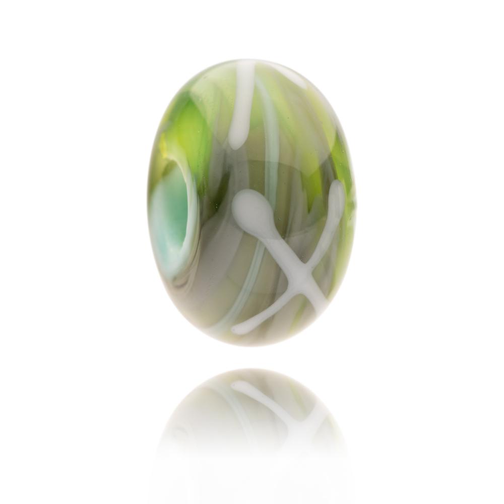 Green, grey and white swirling glass bead representing the Broad National park in the UK.